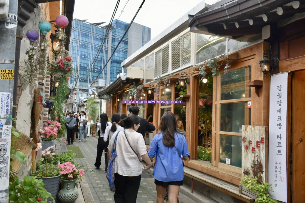 Hanok Village Ikseon-dong